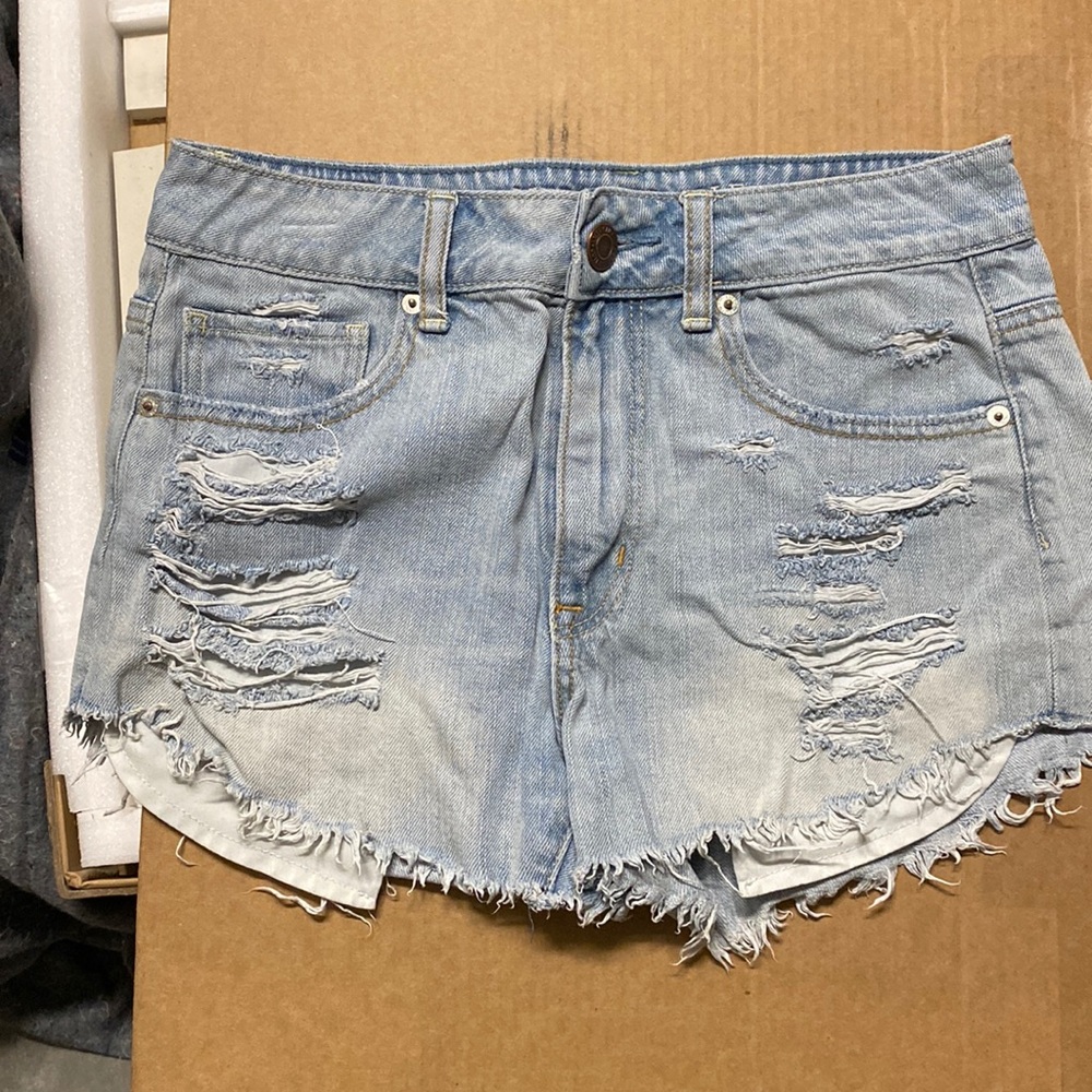 American Eagle shorts size 6
